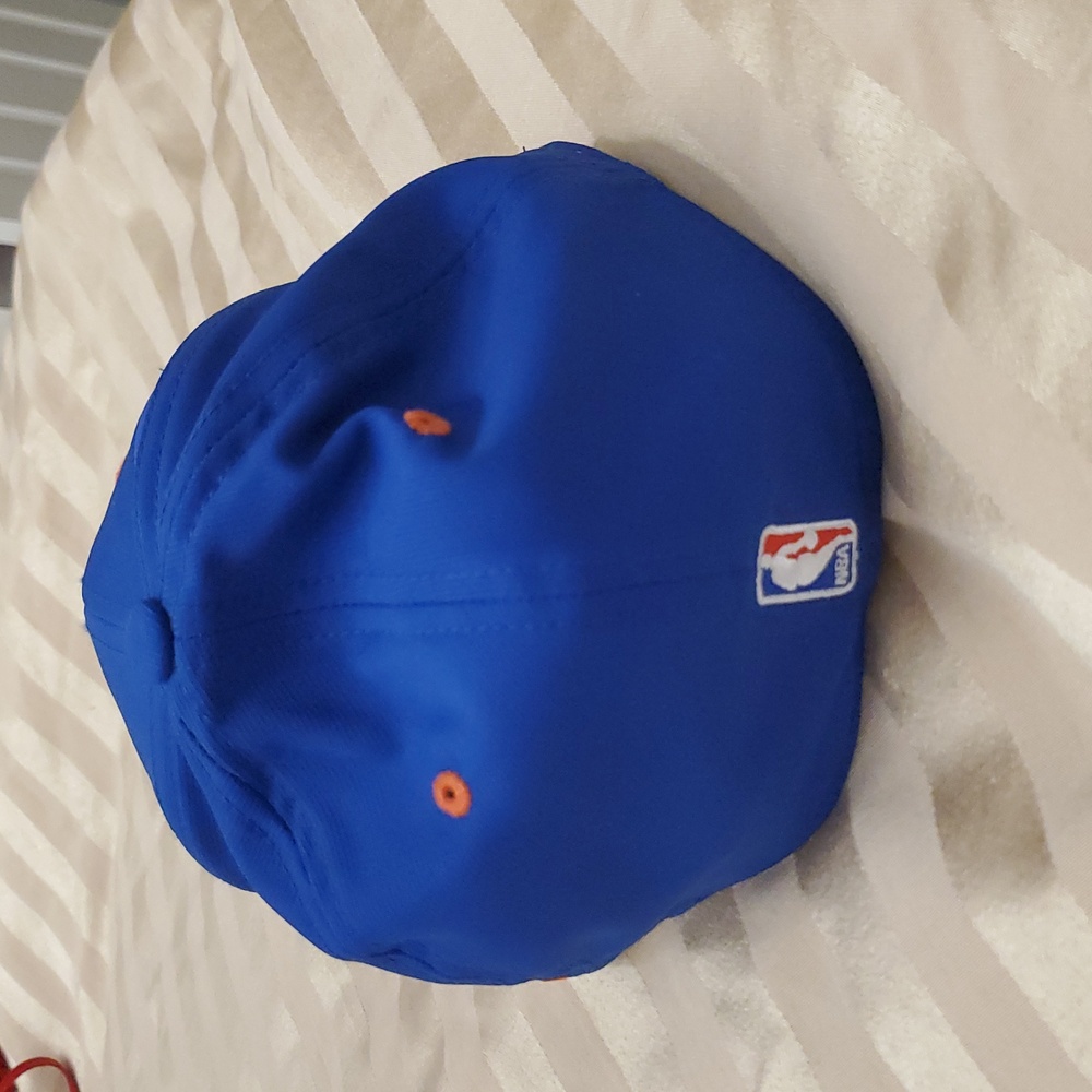 Adidas New York Knicks Blue Cap - Picture 3 of 6